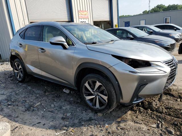 JTJBARBZ9K2190231 - 2019 LEXUS NX 300 BASE ვერცხლისფერი ფოტო 4