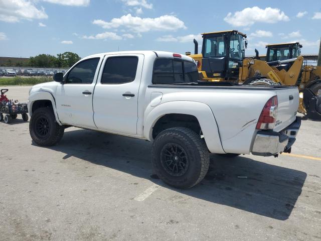 3TMJU4GN1BM111867 - 2011 TOYOTA TACOMA DOUBLE CAB PRERUNNER WHITE photo 2