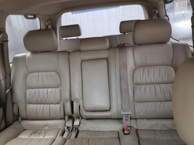 JTJHT00W054001984 - 2005 LEXUS LX 470 WHITE photo 10