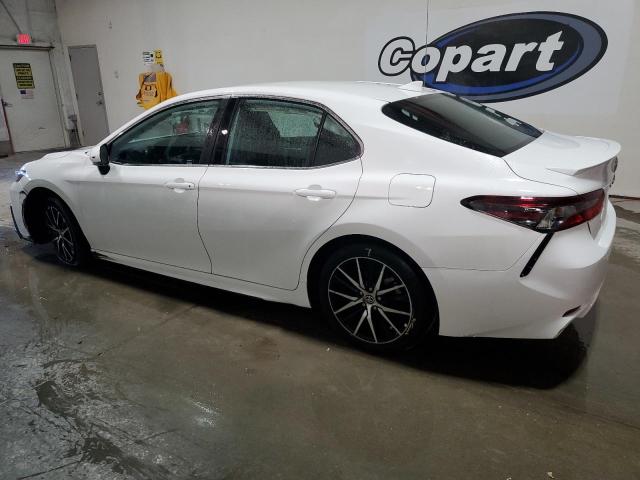 4T1G11AK0RU844963 - 2024 TOYOTA CAMRY SE NIGHT SHADE WHITE photo 2