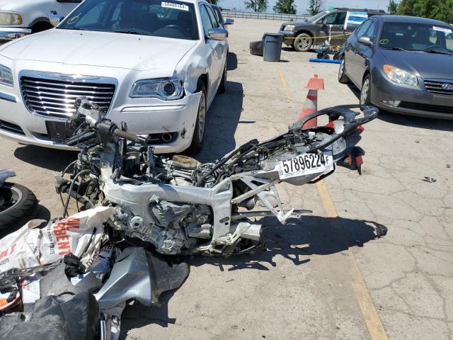 WB10591A96ZM28356 - 2006 BMW K1200 S SILVER photo 3