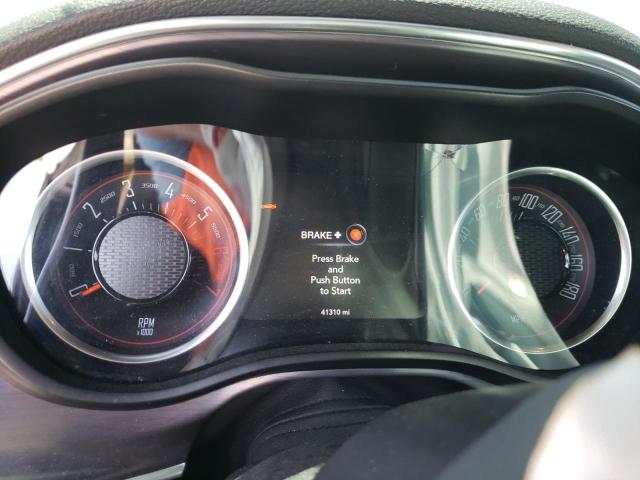 2C3CDZFJ0KH625409 - 2019 DODGE CHALLENGER R/T SCAT PACK WHITE photo 9