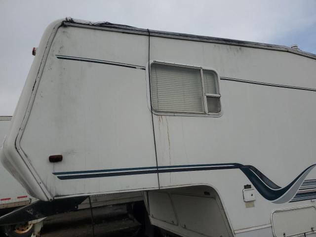 4UBBS0M22V1Z08458 - 1997 OTHR 5TH WHEEL WHITE photo 9