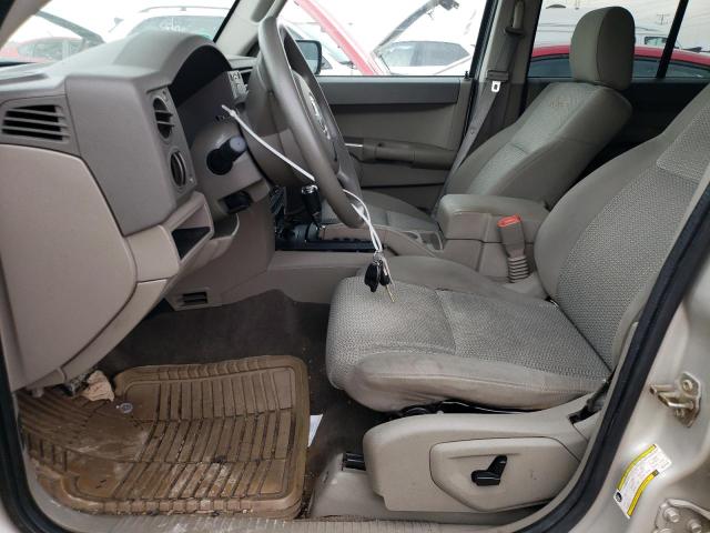 1J8HG48K37C629748 - 2007 JEEP COMMANDER 米色 照片 7