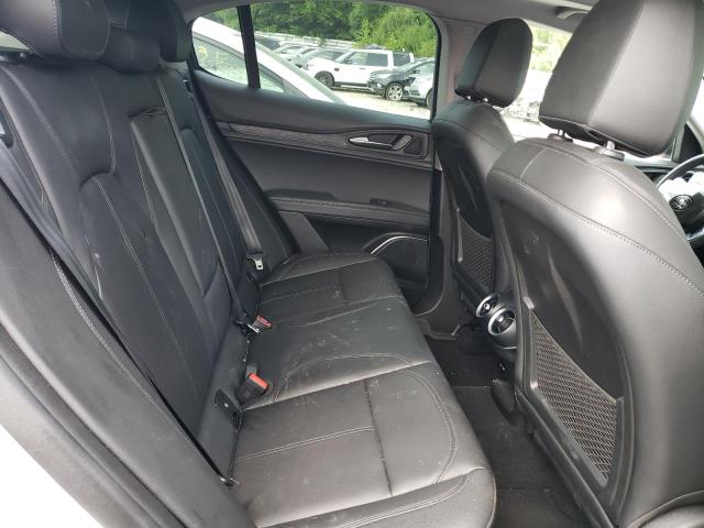 ZASPAKAN4M7D10805 - 2021 ALFA ROMEO STELVIO SPORT فضي صورة 11