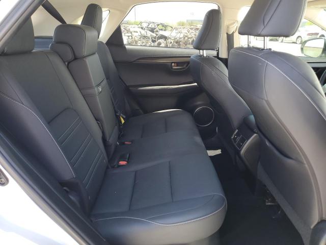 JTJYARBZ1J2109229 - 2018 LEXUS NX 300 BASE ვერცხლისფერი ფოტო 10