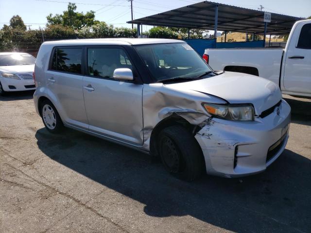 JTLZE4FE8EJ053022 - 2014 TOYOTA SCION XB SILVER photo 4