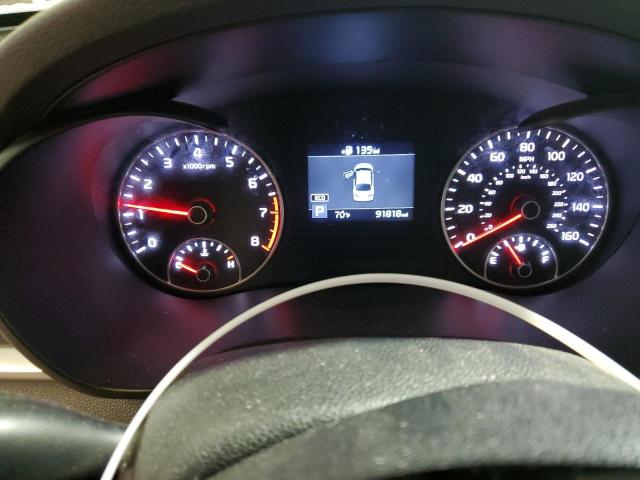 5XXGT4L39KG359593 - 2019 KIA OPTIMA LX Argent photo 9