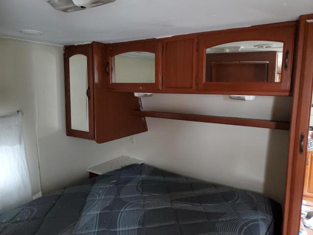 4YDT27024AB452697 - 2010 KEYSTONE OUTBACK WHITE photo 5