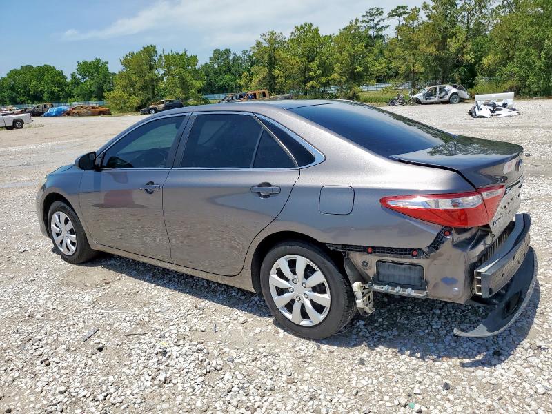 4T1BF1FK1HU291257 - 2017 TOYOTA CAMRY LE 灰色 照片 2