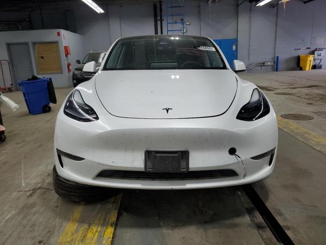 7SAYGDEF3RA307180 - 2024 TESLA MODEL Y WHITE photo 5