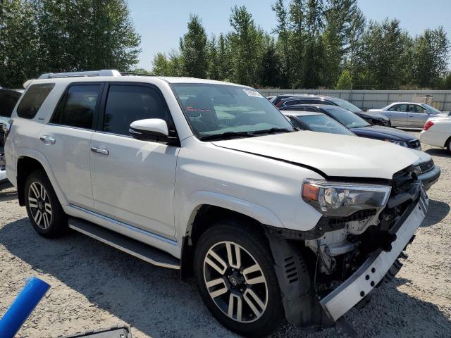 JTEBU5JR6J5588333 - 2018 TOYOTA 4RUNNER SR5/SR5 PREMIUM WHITE photo 4