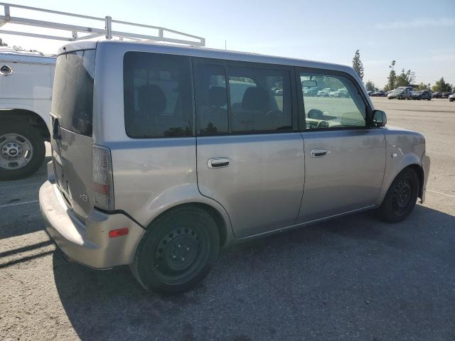 JTLKT324X40153917 - 2004 TOYOTA SCION XB 灰色 照片 3