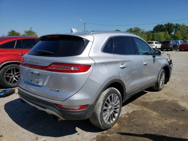 5LMCJ2A95FUJ46925 - 2015 LINCOLN MKC SILVER photo 4