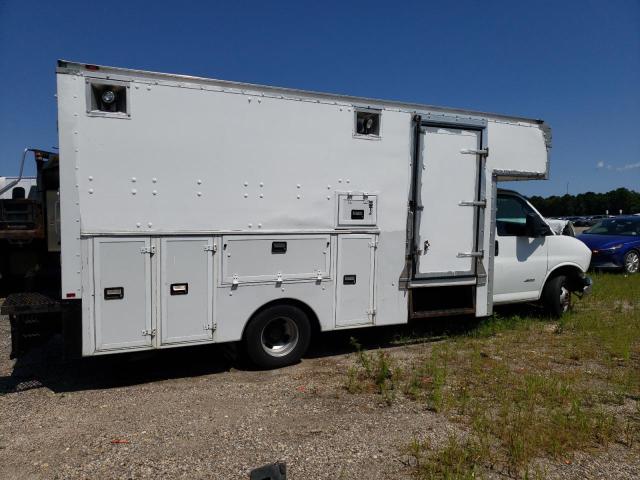 1GB6G5CG0D1137472 - 2013 CHEVROLET EXPRESS G4 WHITE photo 3