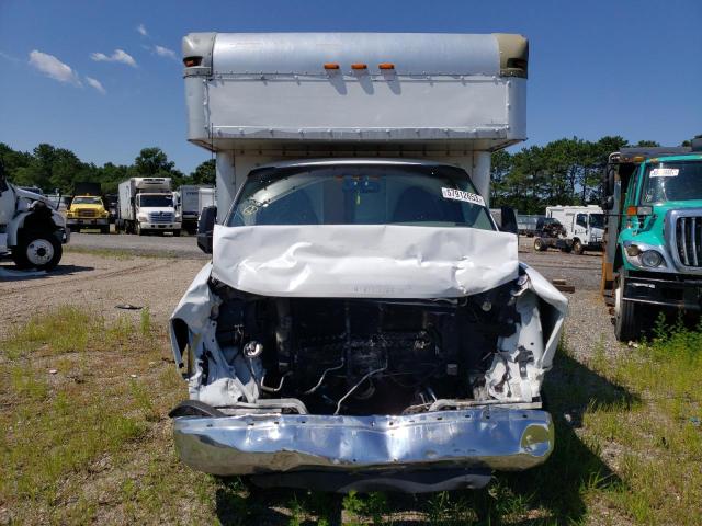 1GB6G5CG0D1137472 - 2013 CHEVROLET EXPRESS G4 WHITE photo 5