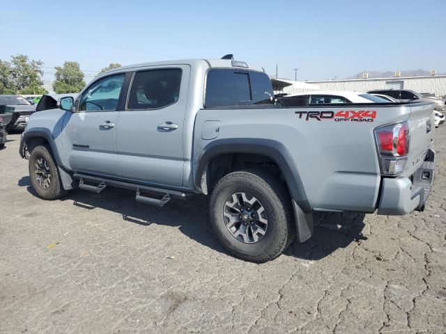 3TMCZ5AN6LM327398 - 2020 TOYOTA TACOMA DOUBLE CAB GRAY photo 2