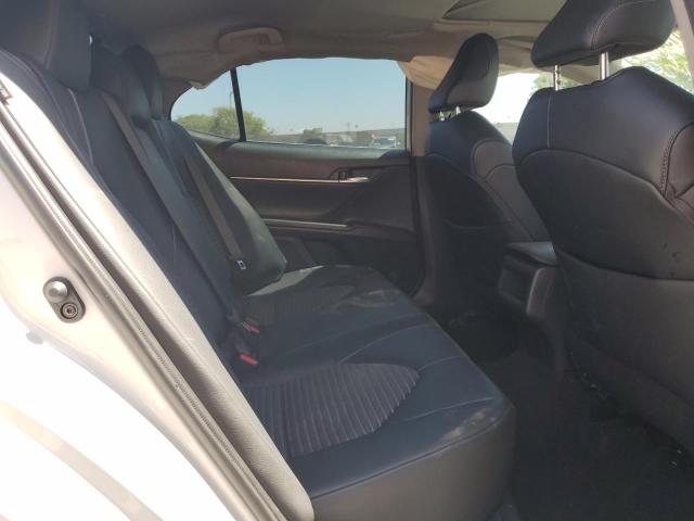 4T1T11AK1PU176988 - 2023 TOYOTA CAMRY SE NIGHT SHADE WHITE photo 10