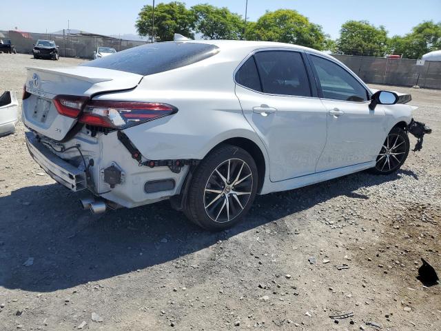 4T1T11AK1PU176988 - 2023 TOYOTA CAMRY SE NIGHT SHADE WHITE photo 3