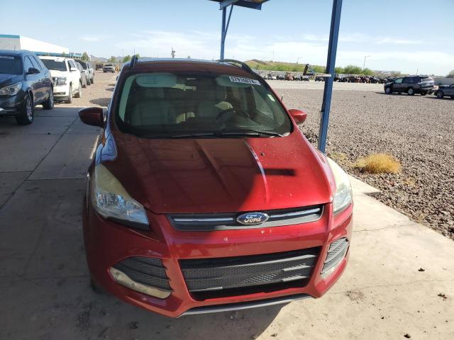 1FMCU0G96GUB15822 - 2016 FORD ESCAPE SE RED photo 5