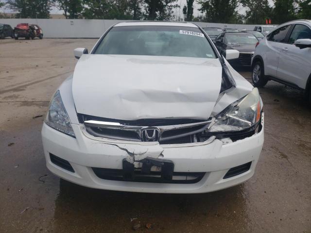 1HGCM66557A011329 - 2007 HONDA ACCORD EX WHITE photo 5