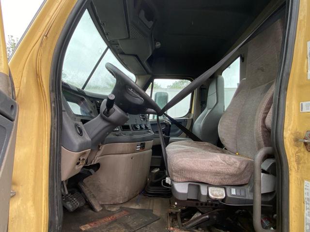 3AKJGED50GDHB5906 - 2016 FREIGHTLINER CASCADIA 1 ყვითელი ფოტო 6