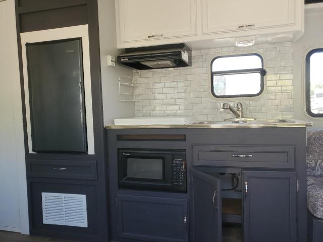 1UJBJ02J4V54A0094 - 1997 JAYC TRAVEL TRL თეთრი ფოტო 5