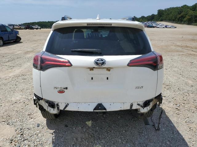 JTMWFREV0JJ740161 - 2018 TOYOTA RAV4 ADVENTURE WHITE photo 6