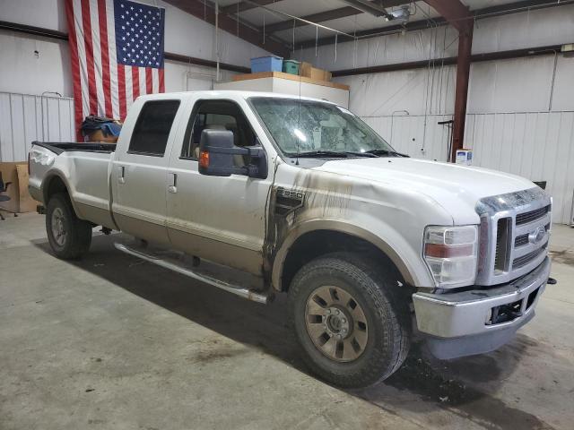 1FTWW3BR1AEB30072 - 2010 FORD F350 SUPER DUTY WHITE photo 4