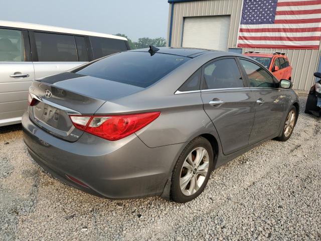 5NPEC4AC2CH378079 - 2012 HYUNDAI SONATA SE GRAY photo 3