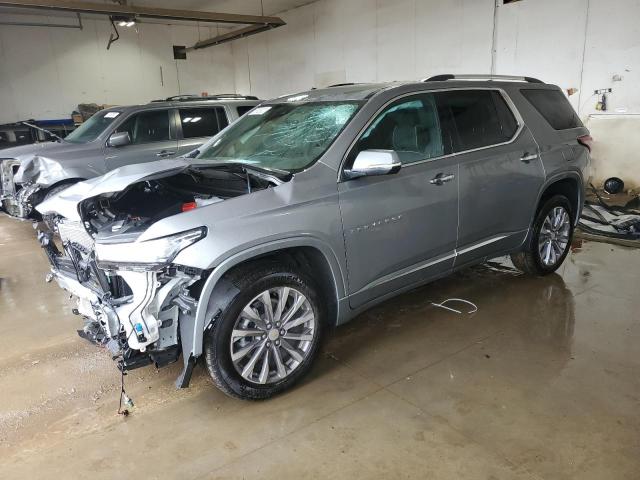 1GNEVKKWXPJ210234 - 2023 CHEVROLET TRAVERSE PREMIER SILVER photo 1