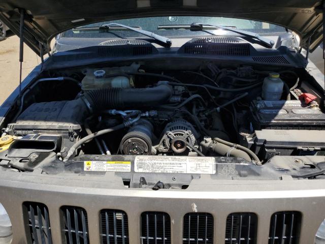 1J4GL38K46W260978 - 2006 JEEP LIBERTY RENEGADE SILVER photo 11