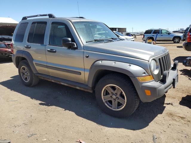 1J4GL38K46W260978 - 2006 JEEP LIBERTY RENEGADE SILVER photo 4