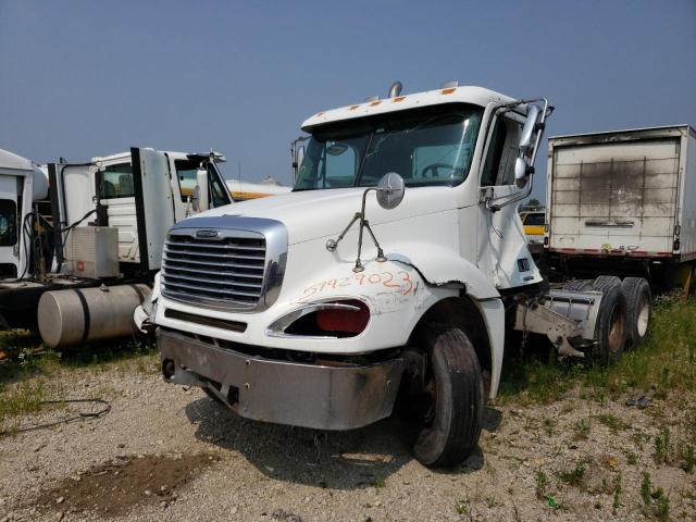 1FUJA6CVX4PM39482 - 2004 FREIGHTLINER CONVENTION COLUMBIA WHITE photo 2