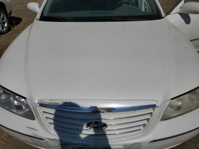 KMHFC46F56A086635 - 2006 HYUNDAI AZERA SE WHITE photo 11