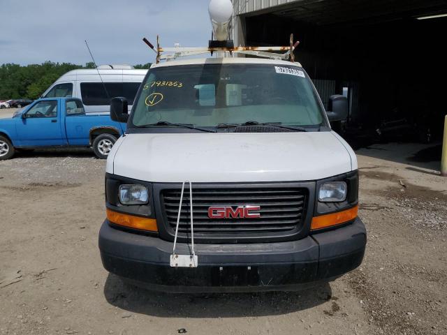 1GTZ7HFL3G1309677 - 2016 GMC SAVANA G3500 WHITE photo 5