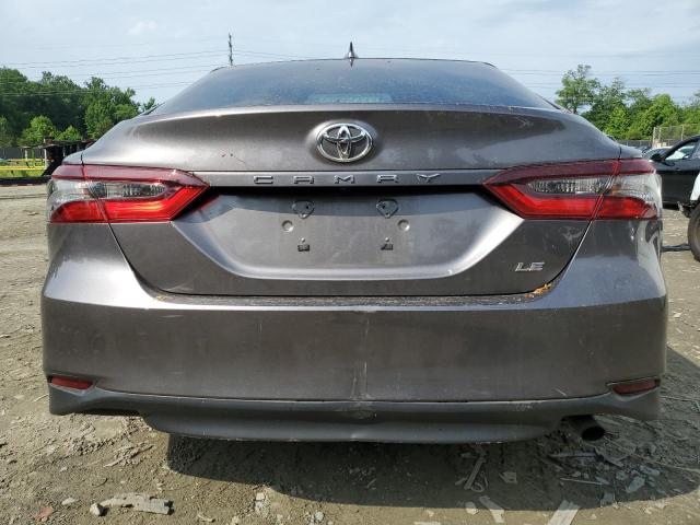 4T1C11AK1NU686030 - 2022 TOYOTA CAMRY LE GRAY photo 6