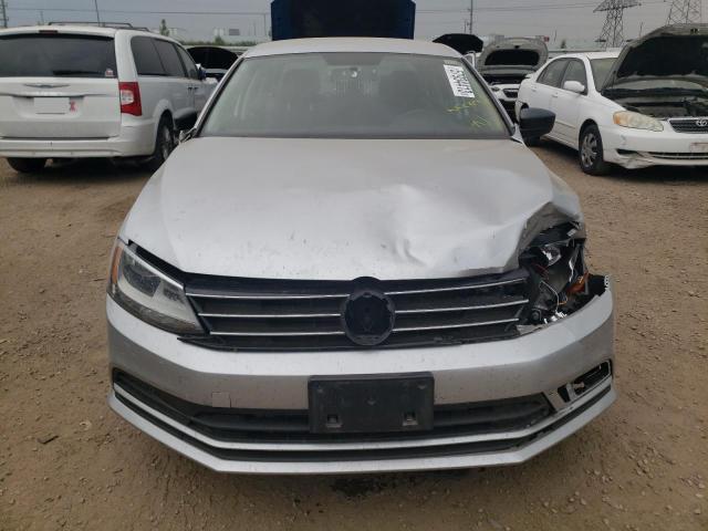 3VW2K7AJ5FM316113 - 2015 VOLKSWAGEN JETTA BASE 银色 照片 5