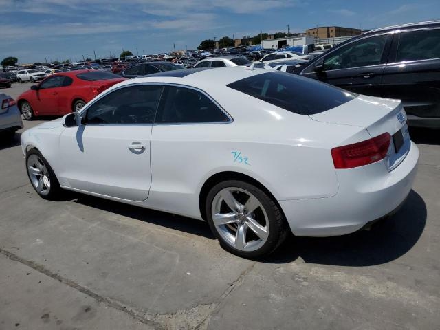 WAUGFAFR9DA052605 - 2013 AUDI A5 PREMIUM WHITE photo 2