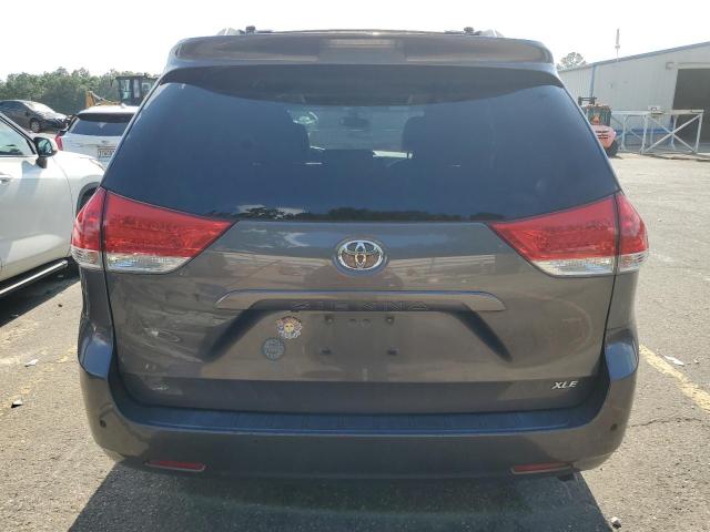 5TDYK3DC8DS367086 - 2013 TOYOTA SIENNA XLE GRAY photo 6