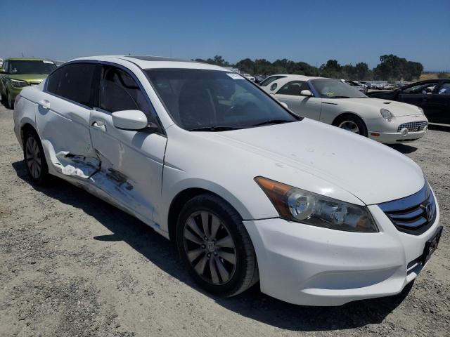 1HGCP2F8XCA077363 - 2012 HONDA ACCORD EXL WHITE photo 4