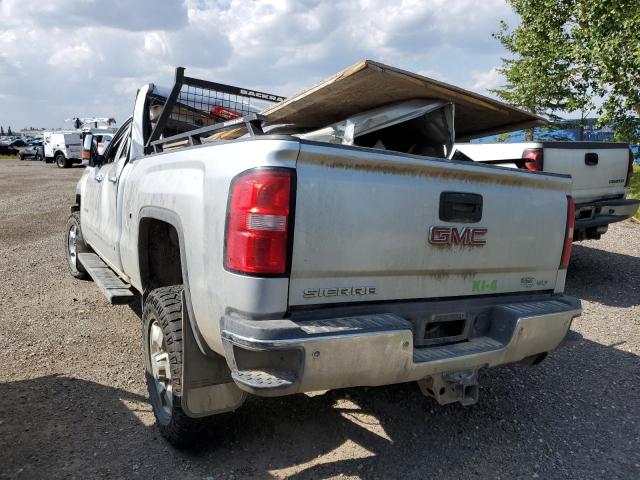 1GT12ZEG8FF532370 - 2015 GMC SIERRA K2500 SLT SILVER photo 2