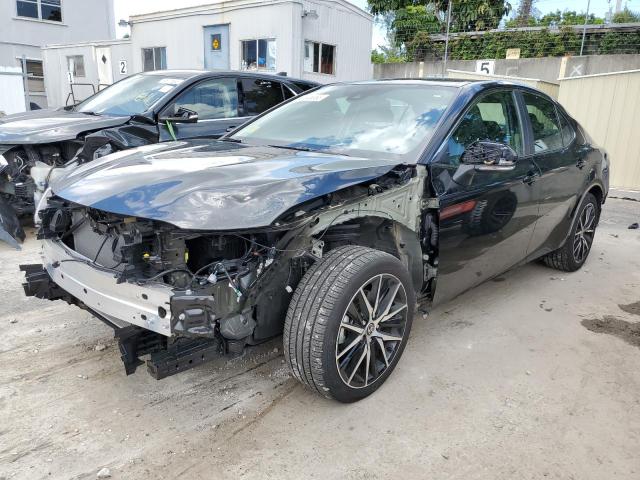 4T1G11AK7PU730049 - 2023 TOYOTA CAMRY SE NIGHT SHADE BLACK photo 1