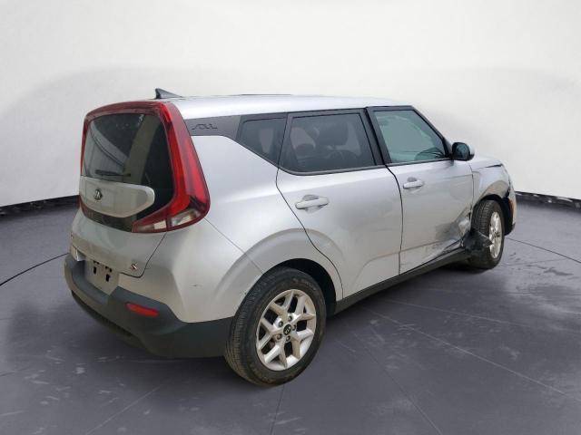 KNDJ23AU9M7785424 - 2021 KIA SOUL LX SILVER photo 3