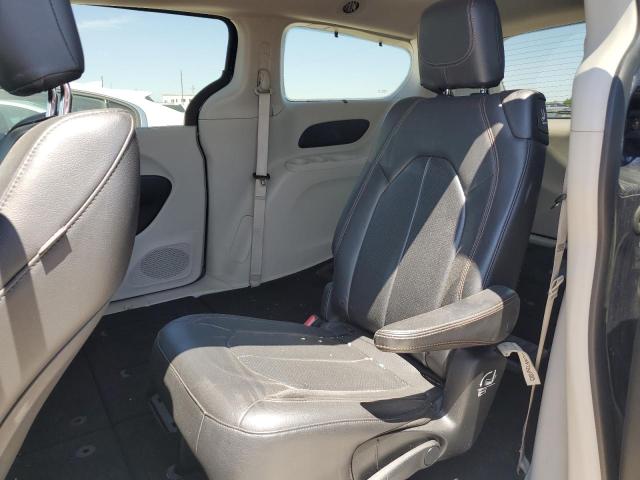 2C4RC1BG5JR252946 - 2018 CHRYSLER PACIFICA TOURING L BLUE photo 11