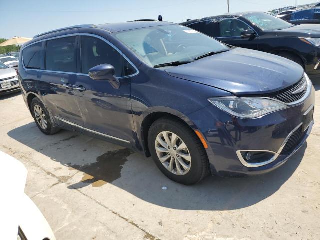 2C4RC1BG5JR252946 - 2018 CHRYSLER PACIFICA TOURING L BLUE photo 4