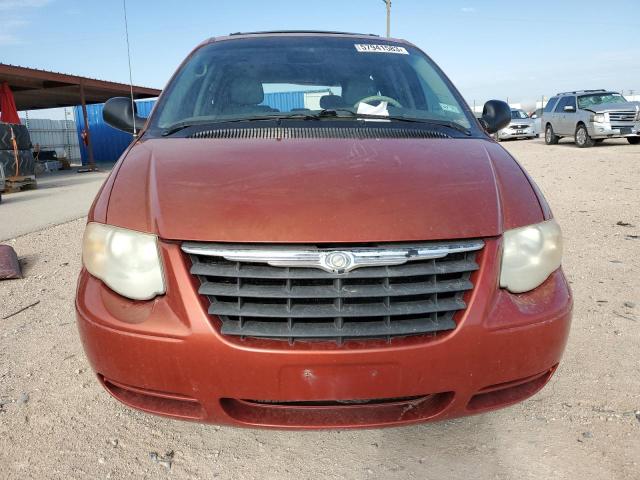 2A4GP54L76R692651 - 2006 CHRYSLER TOWN&COUNT TOURING MAROON photo 5