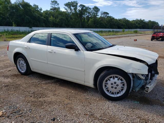 2C3KA43RX7H726689 - 2007 CHRYSLER 300 WHITE photo 4