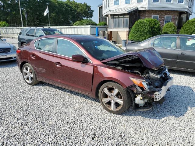 19VDE1F77DE009829 - 2013 ACURA ILX 20 TECH MAROON photo 4