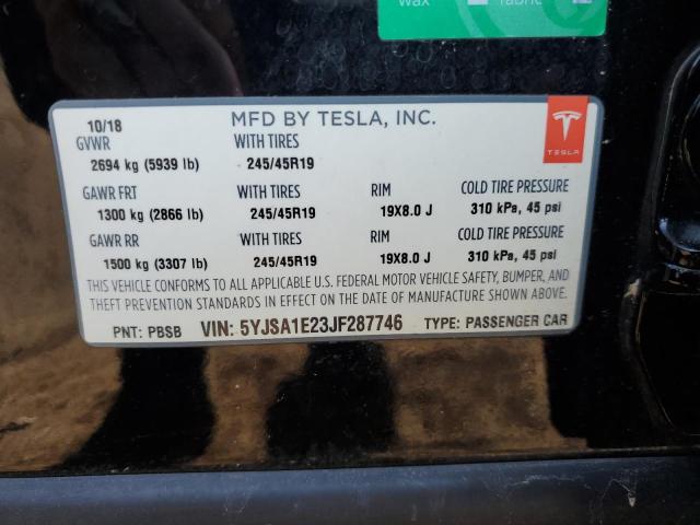 5YJSA1E23JF287746 - 2018 TESLA MODEL S Սև լուսանկար 13